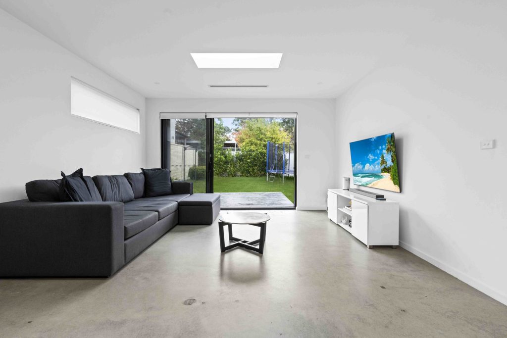 75B Runyon Avenue, Greystanes NSW 2145 - photo 6