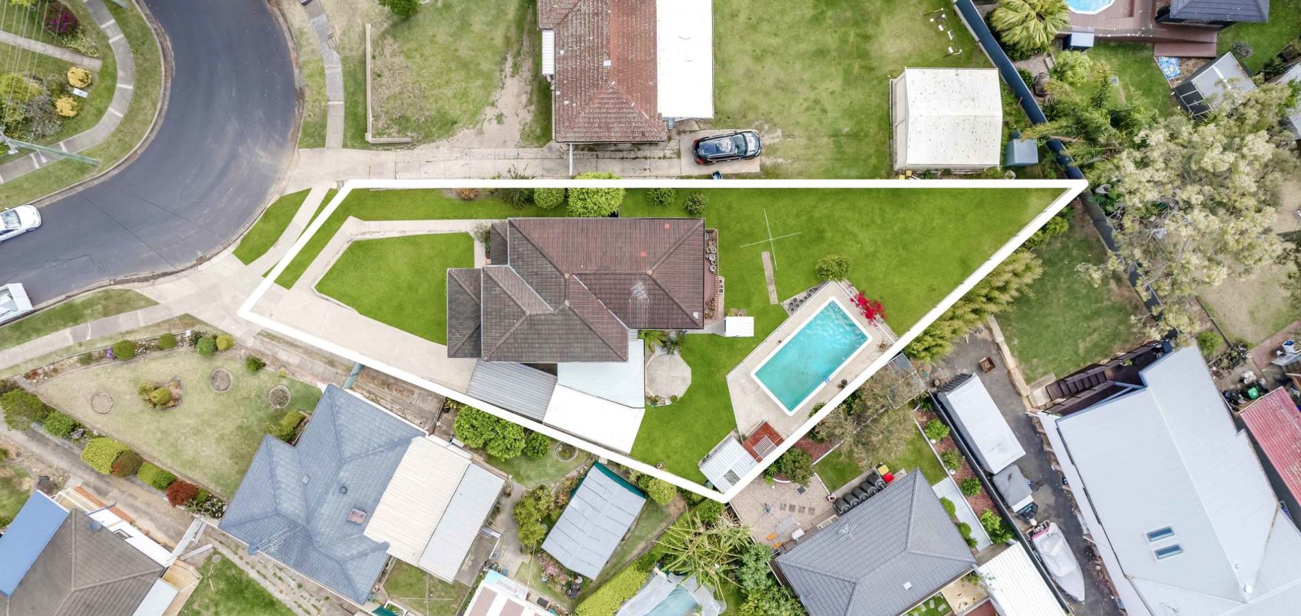 5 Charlton Road, Lalor Park NSW 2147 - photo 16