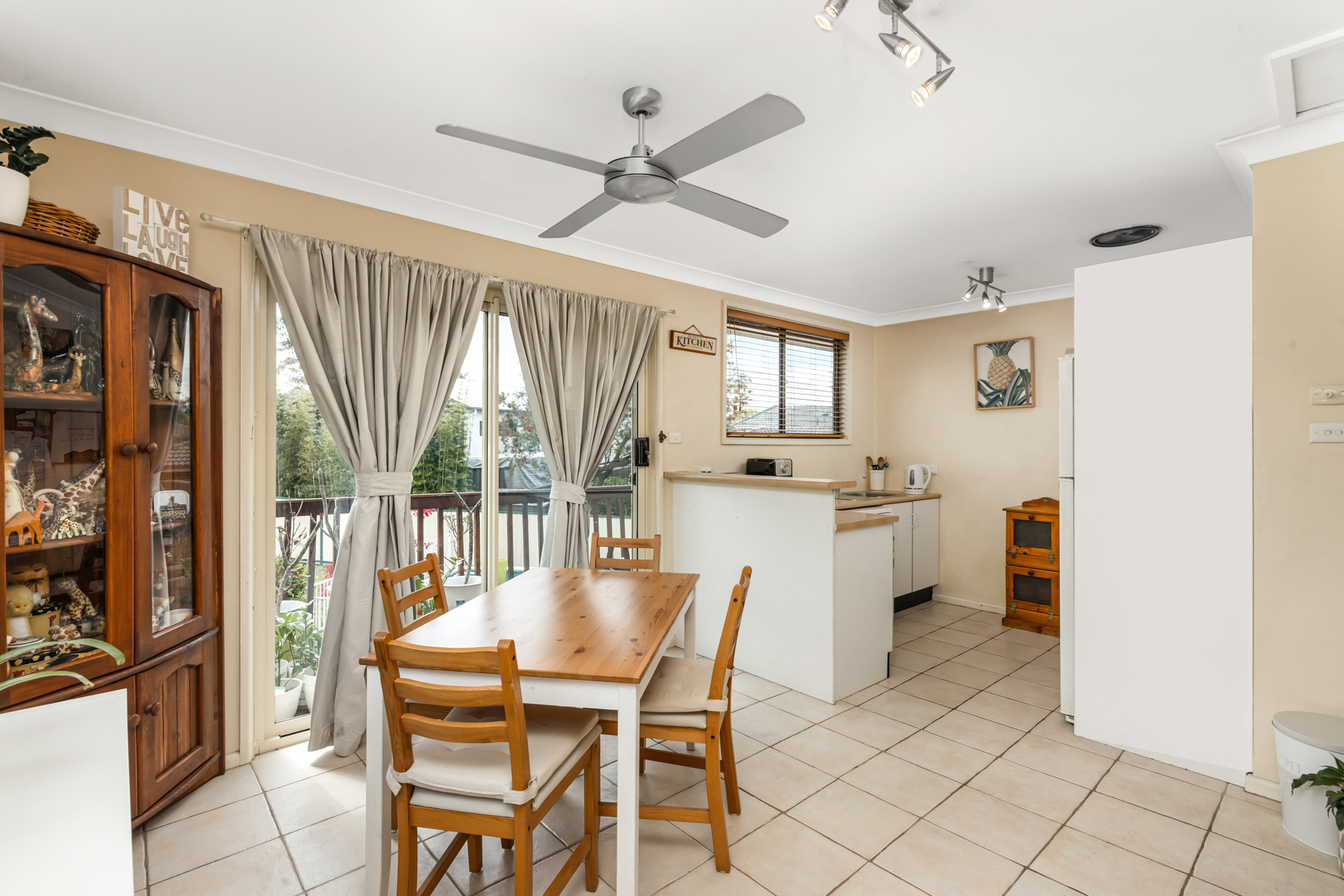 5 Charlton Road, Lalor Park NSW 2147 - photo 3