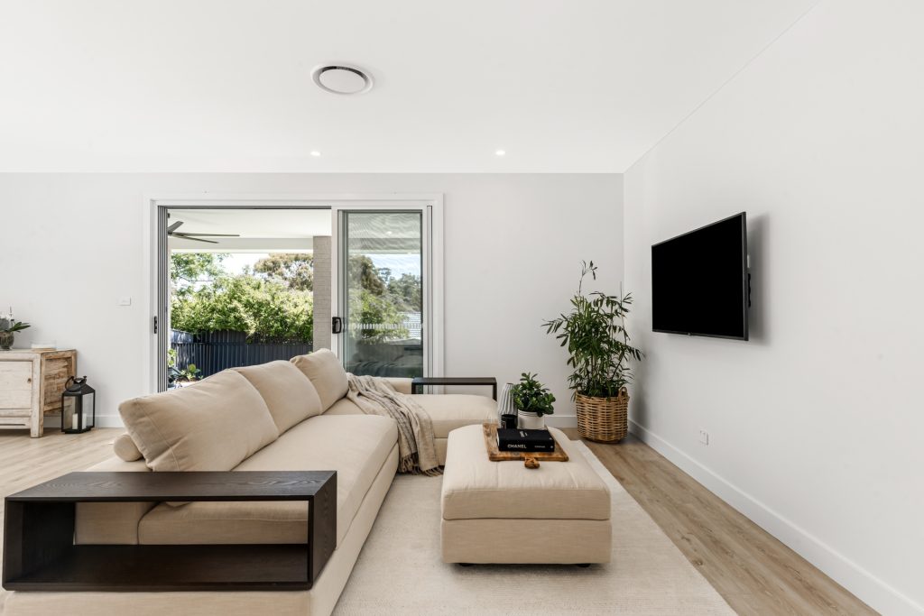 106 Madagascar Drive, Kings Park NSW 2148 - photo 3