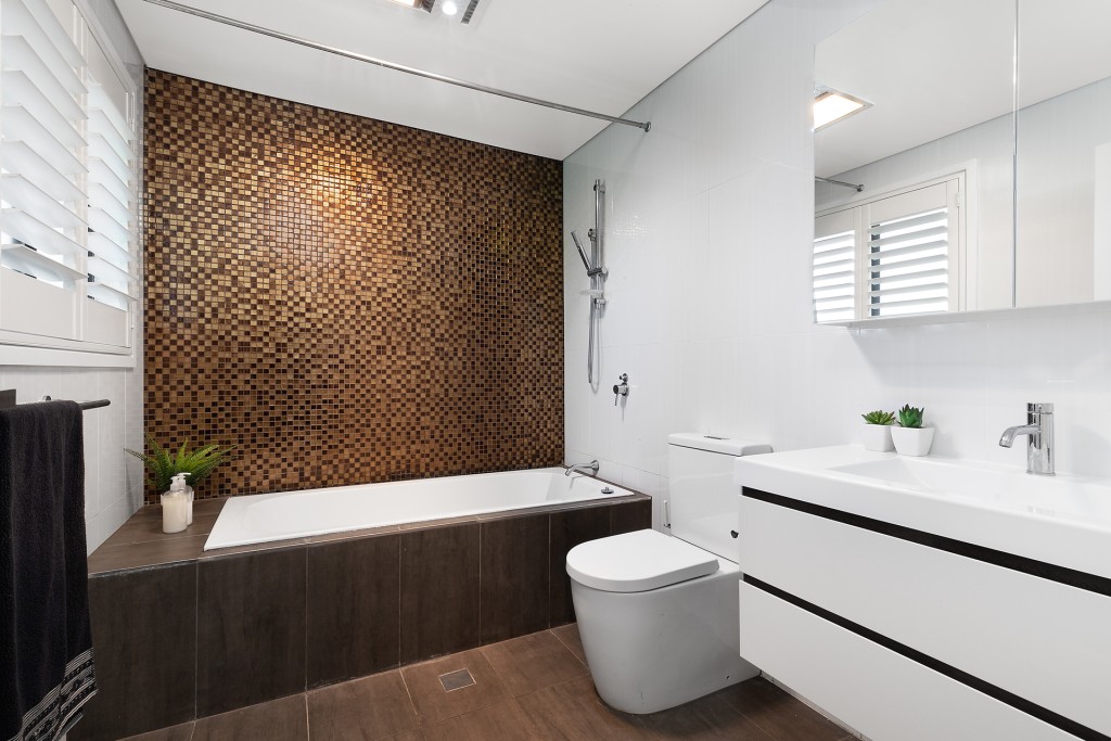 22 Coromandel Close, Baulkham Hills NSW 2153 - photo 8