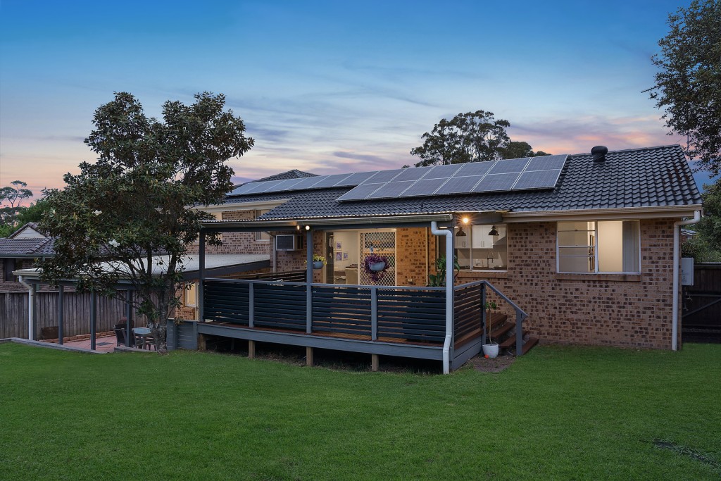 37 Beechwood Parade, Cherrybrook NSW 2126 - photo 2