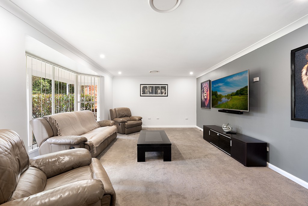 37 Beechwood Parade, Cherrybrook NSW 2126 - photo 4