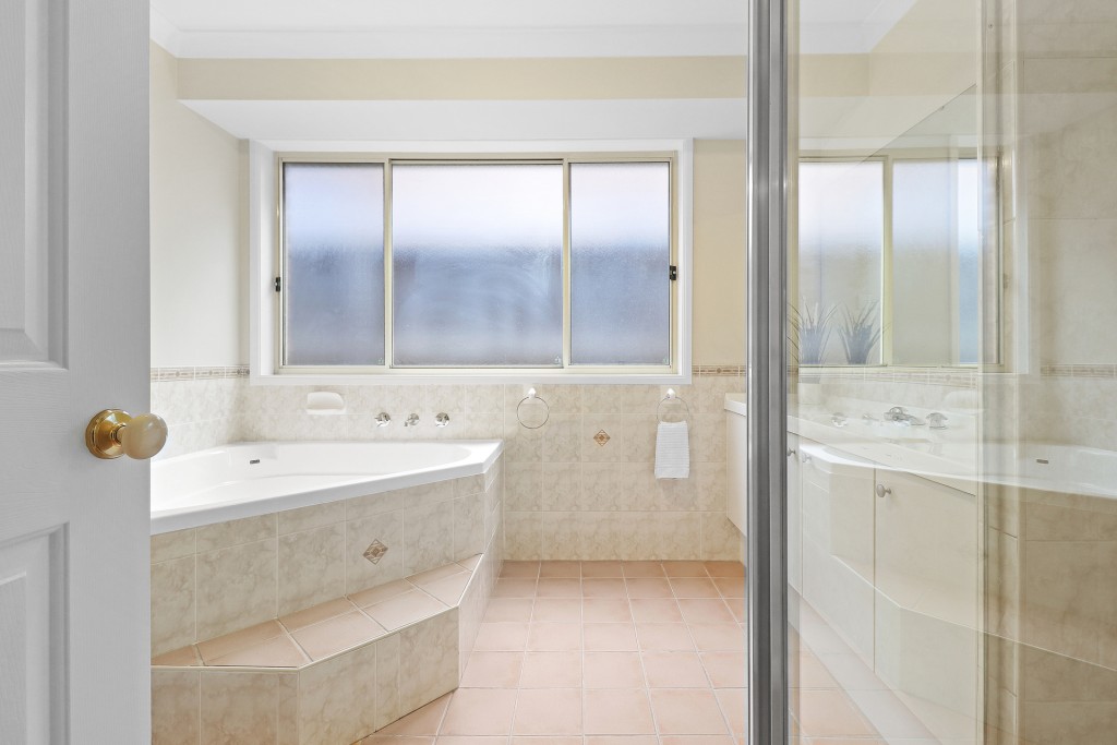 26 Perseus Circuit, Kellyville NSW 2155 - photo 14