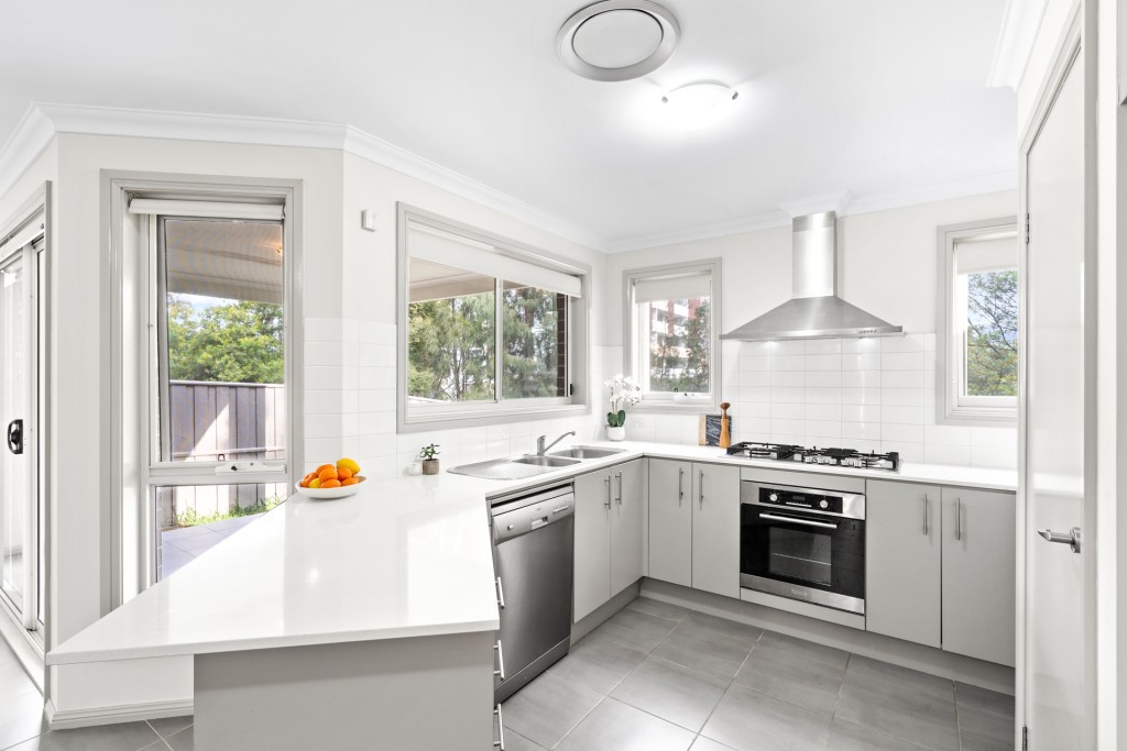 12 Horatio Avenue, Norwest NSW 2153 - photo 3