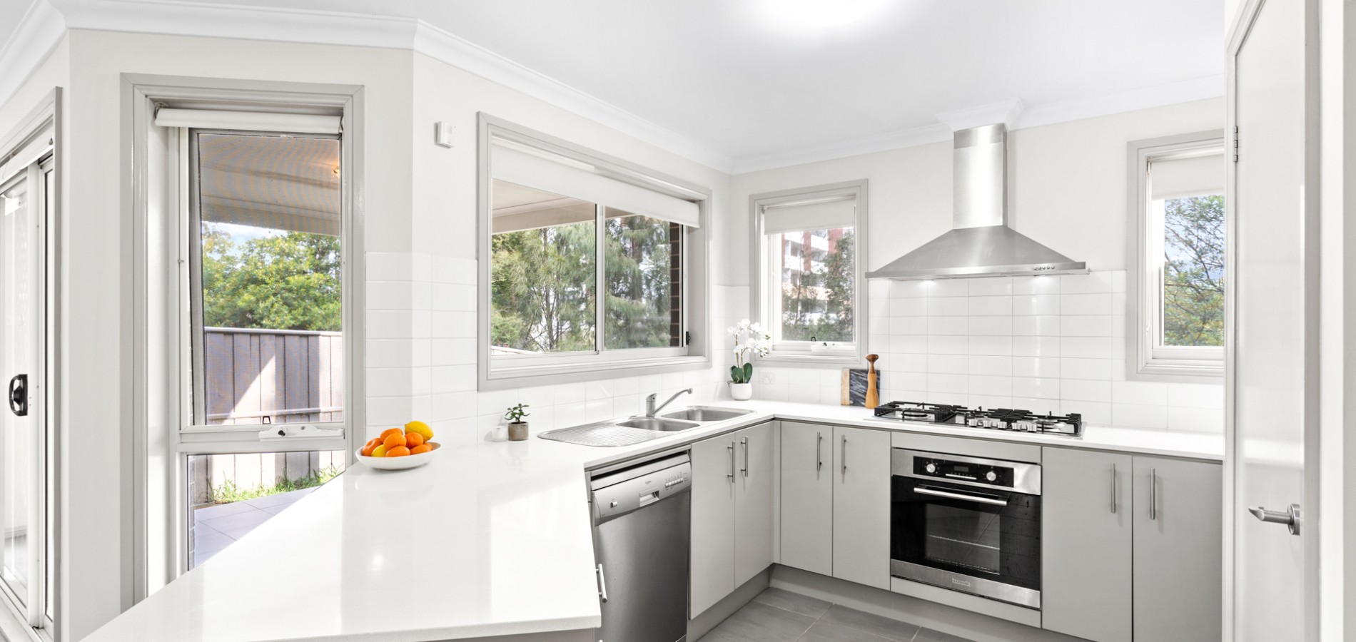 12 Horatio Avenue, Norwest NSW 2153 - photo 3