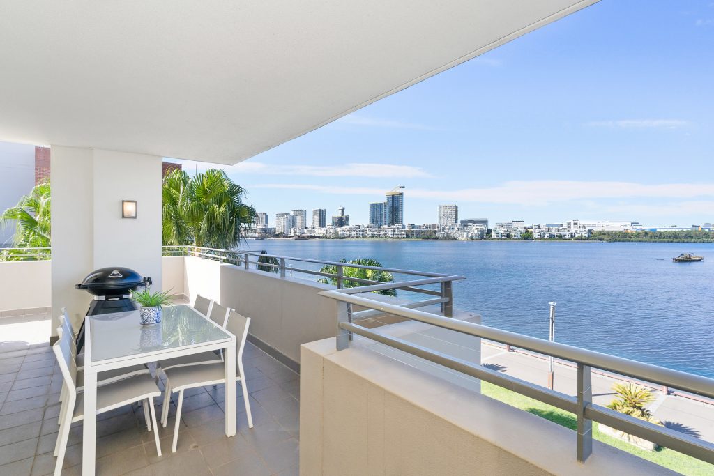 374/4 The Crescent, Wentworth Point NSW 2127 - McGrath West Group