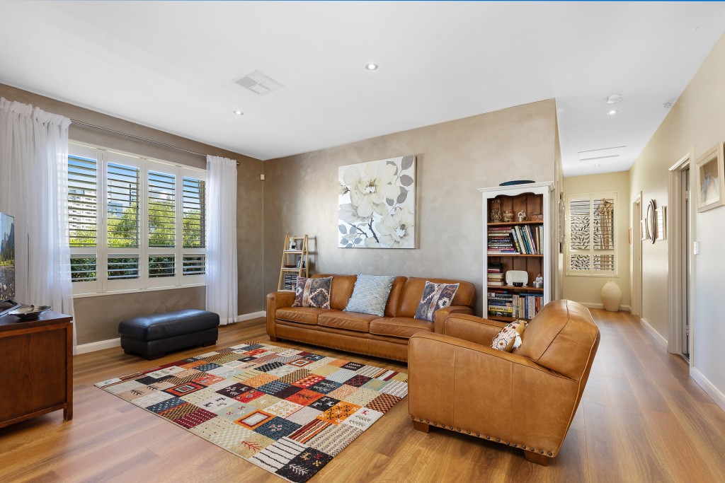 58/22 Mercer Street, Castle Hill NSW 2154 - photo 4