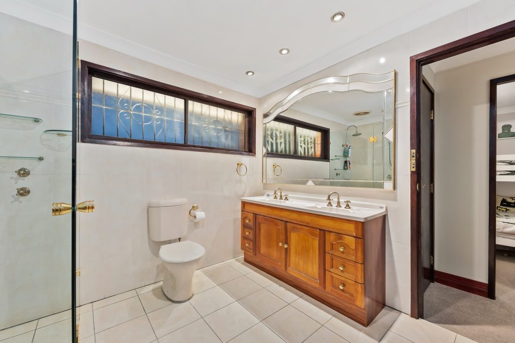 213 Marsden Road, Carlingford NSW 2118 - photo 4