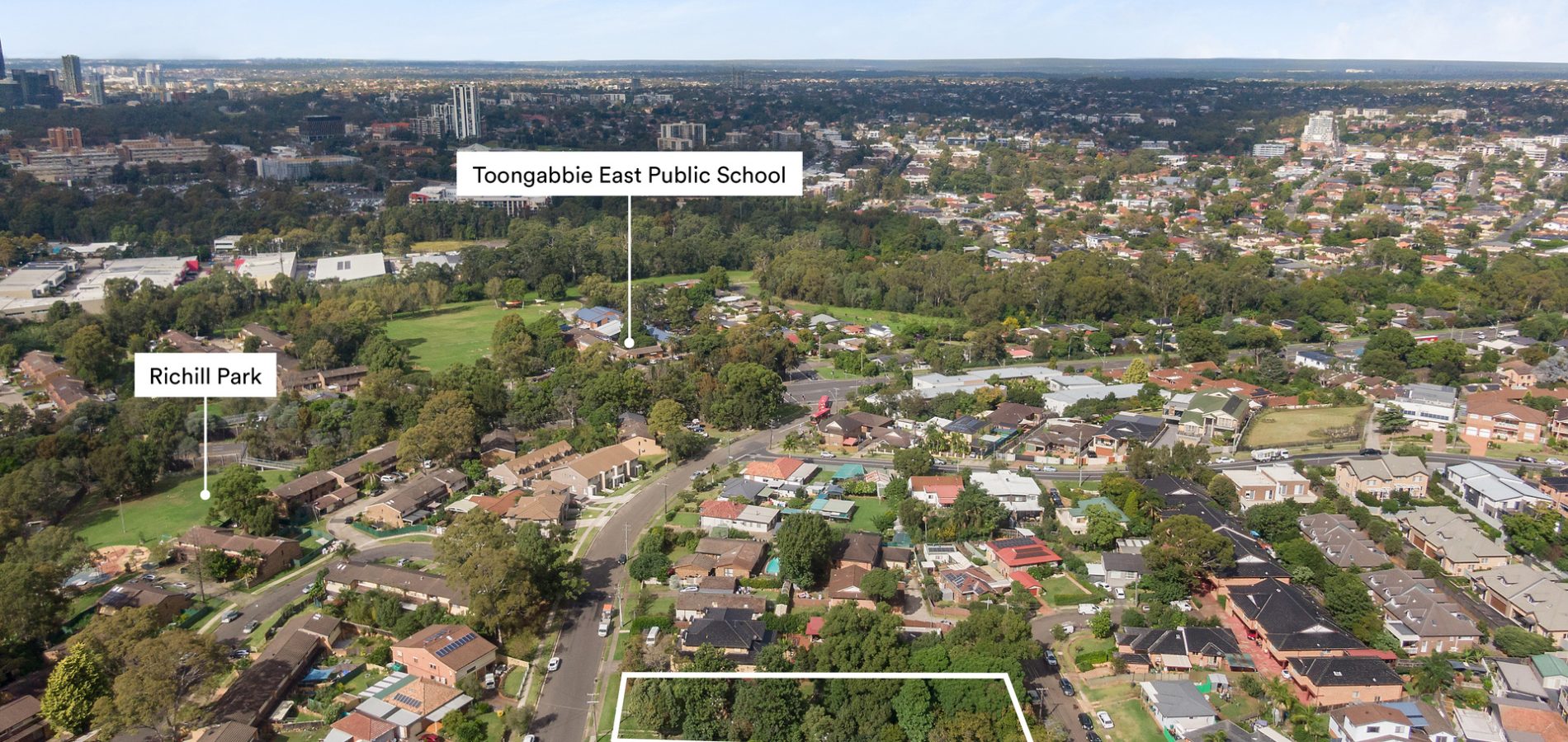22 Ferndale Close, Constitution Hill NSW 2145 - photo 5