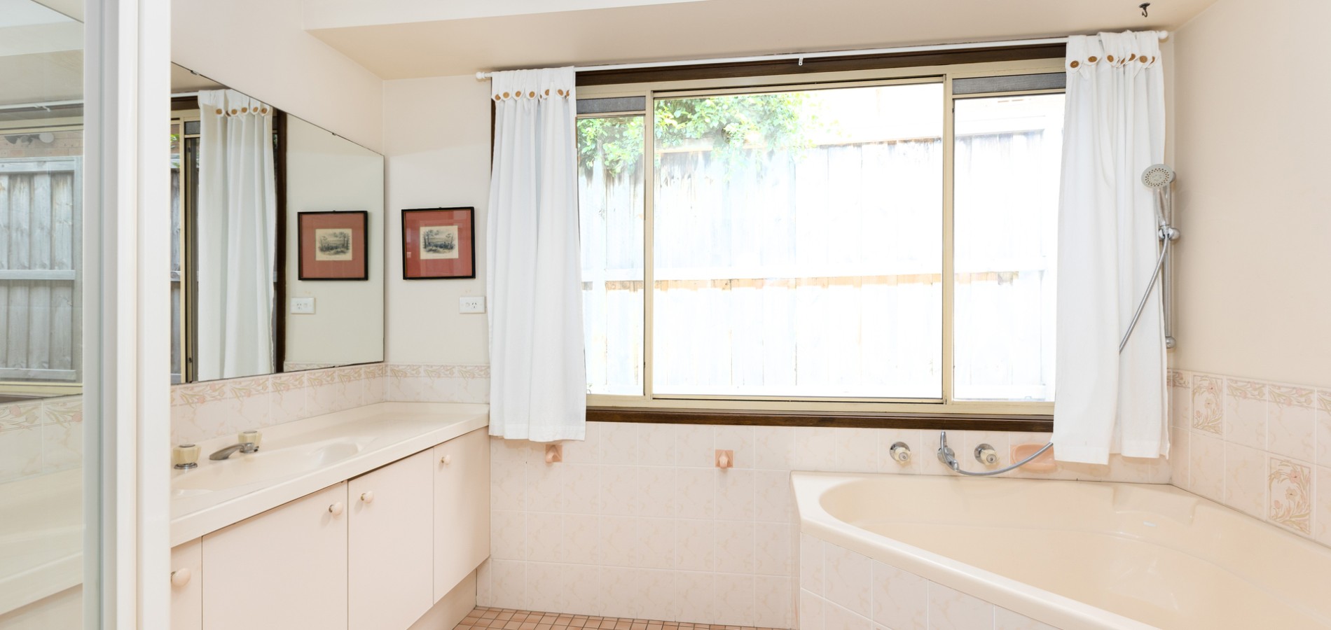 12 Bellwood Place, Castle Hill NSW 2154 - photo 11