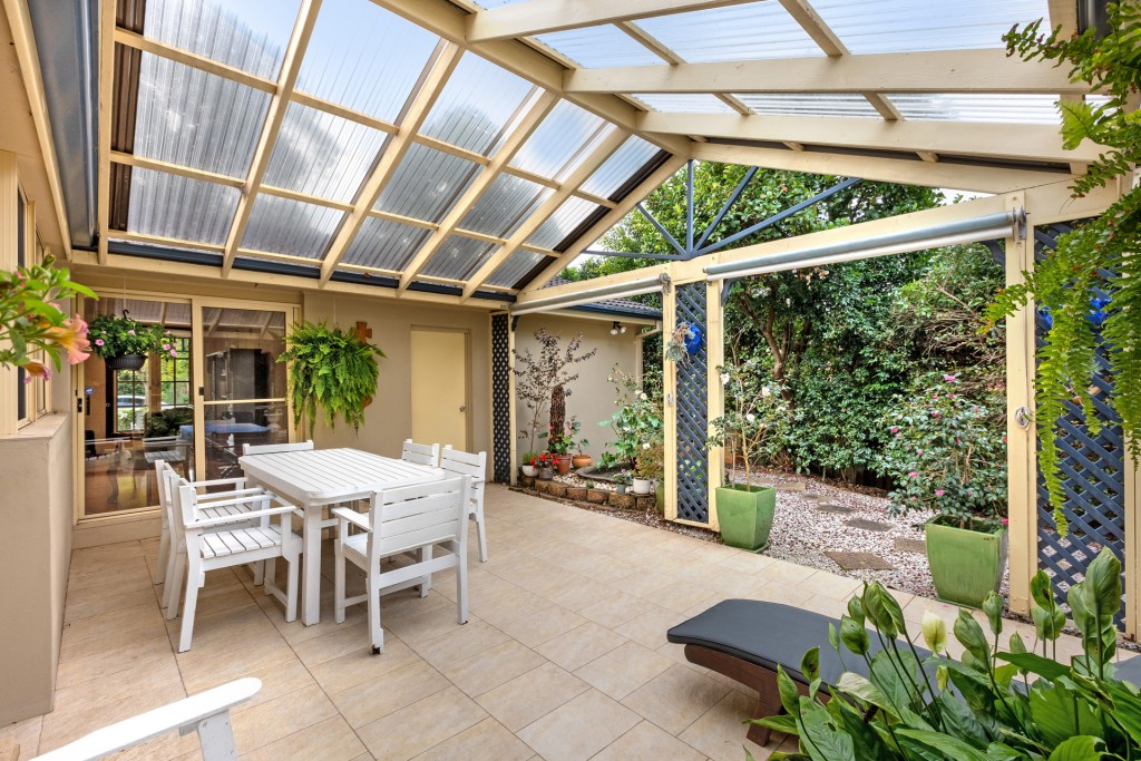 12 Bellwood Place, Castle Hill NSW 2154 - photo 12