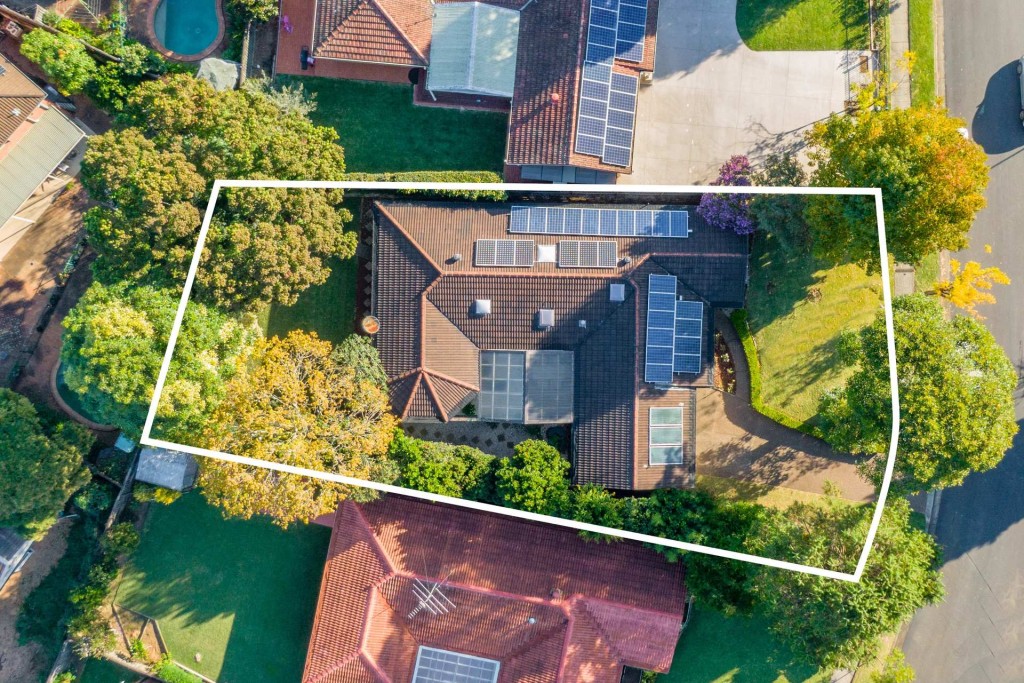 12 Bellwood Place, Castle Hill NSW 2154 - photo 15