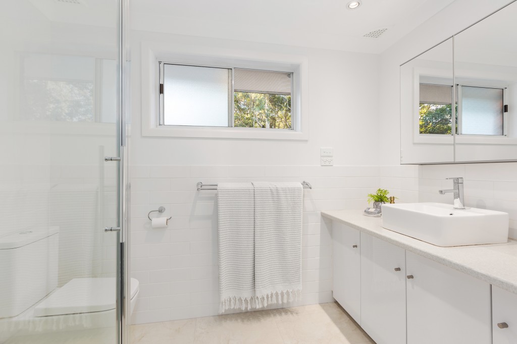 9 Woodchester Close, Castle Hill NSW 2154 - photo 13