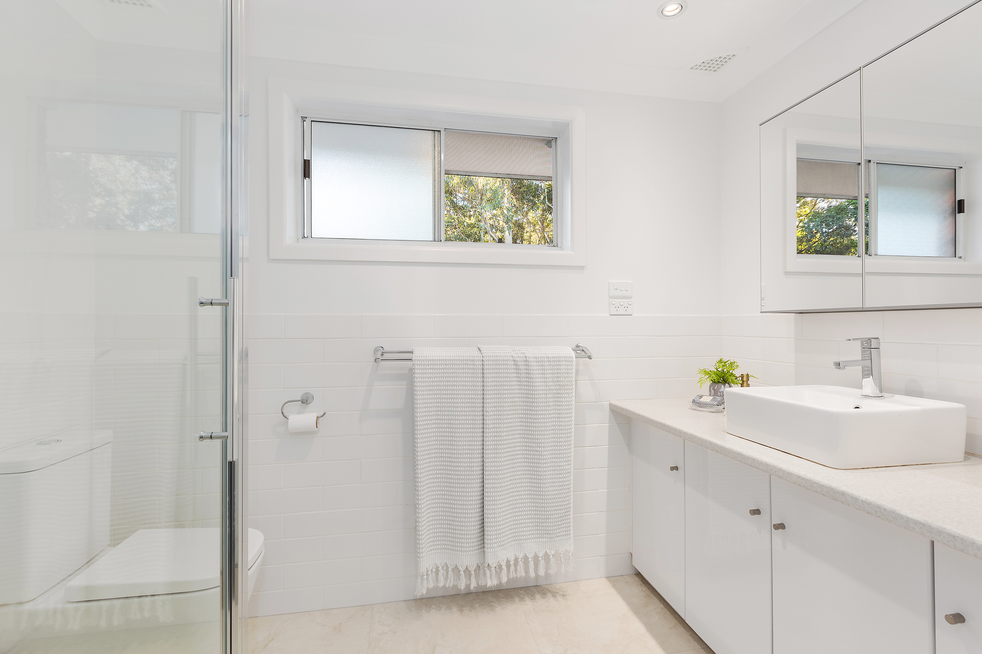 9 Woodchester Close, Castle Hill NSW 2154 - photo 13
