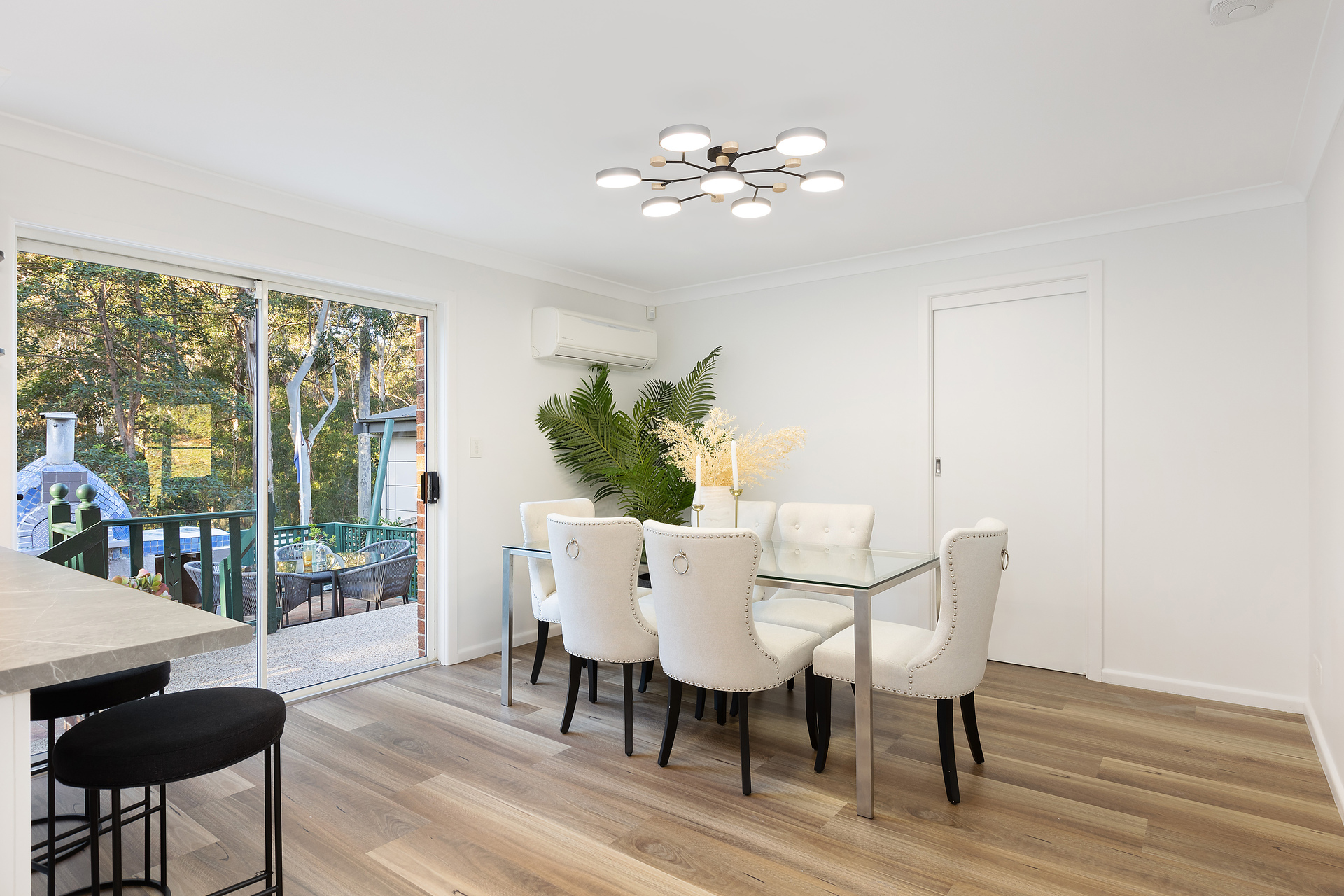 9 Woodchester Close, Castle Hill NSW 2154 - photo 5