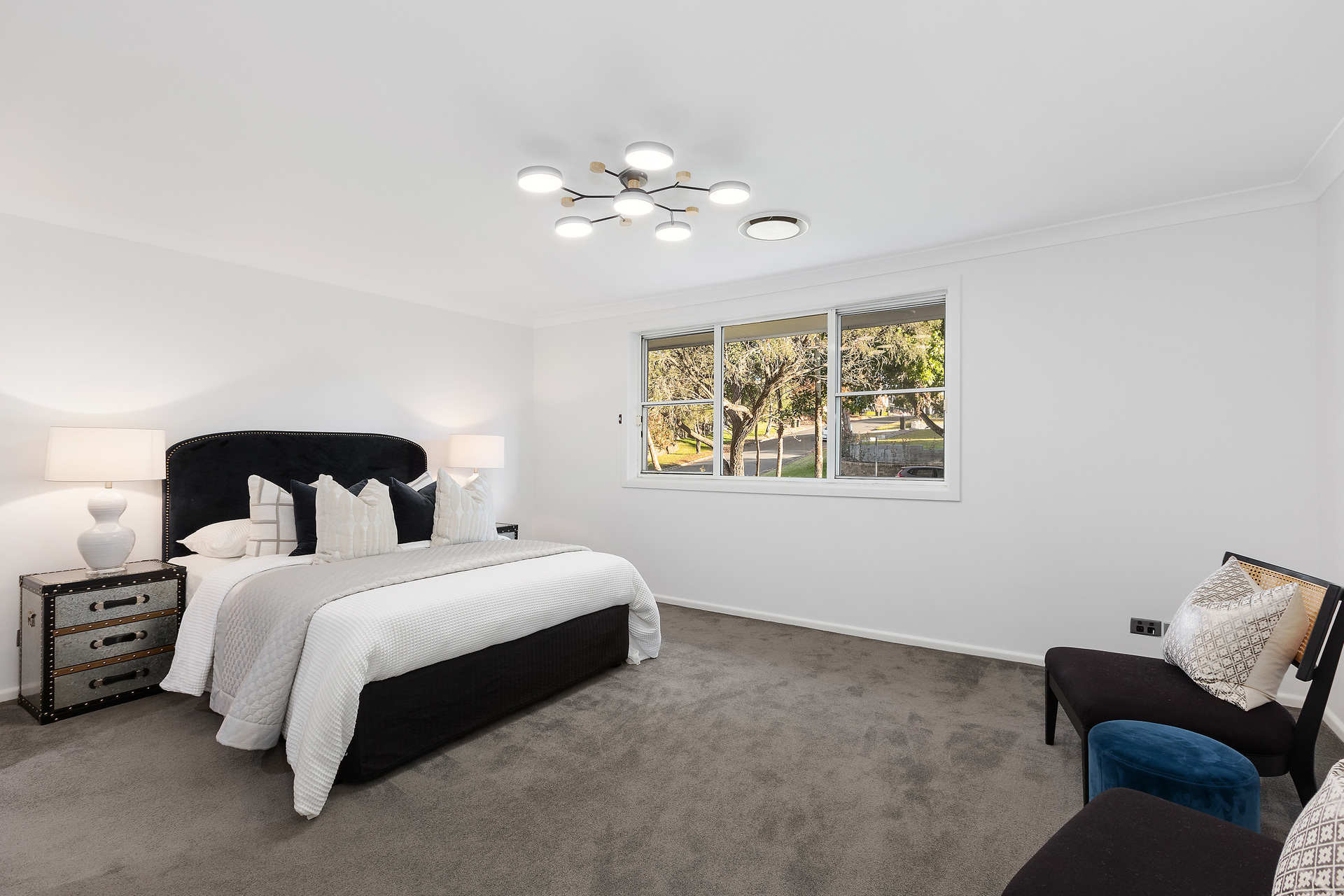 9 Woodchester Close, Castle Hill NSW 2154 - photo 7