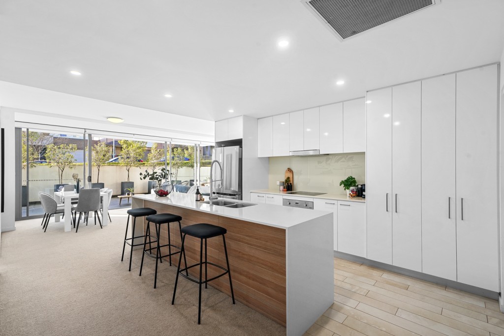 23/2 Lucinda Avenue, Norwest NSW 2153 - photo 6