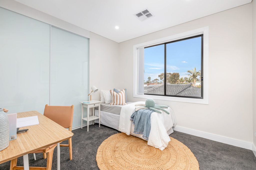 32 Dawn Street, Greystanes NSW 2145 - photo 13