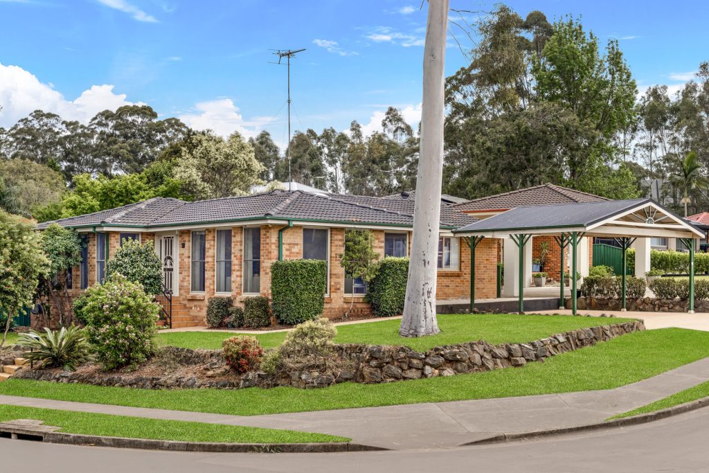 10 Wilkinson Avenue, Kings Langley NSW 2147 - photo 2