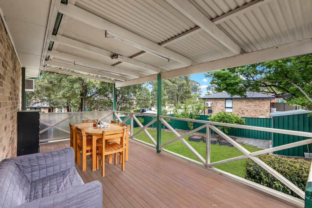 10 Wilkinson Avenue, Kings Langley NSW 2147 - photo 11