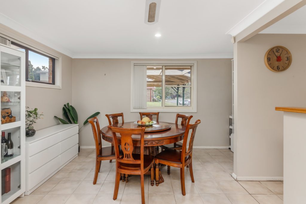 10 Wilkinson Avenue, Kings Langley NSW 2147 - photo 5