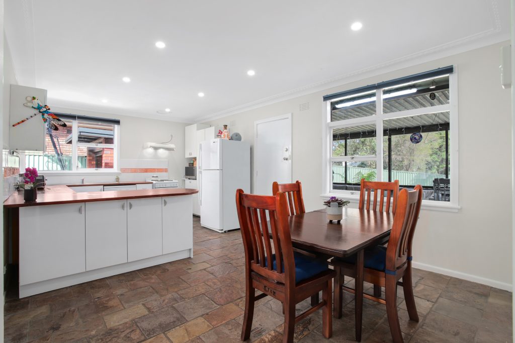 5 Suzanne Street, Seven Hills NSW 2147 - photo 5