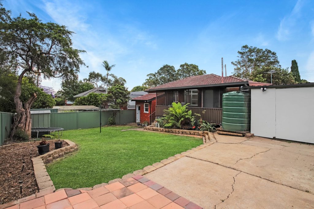 5 Suzanne Street, Seven Hills NSW 2147 - photo 9