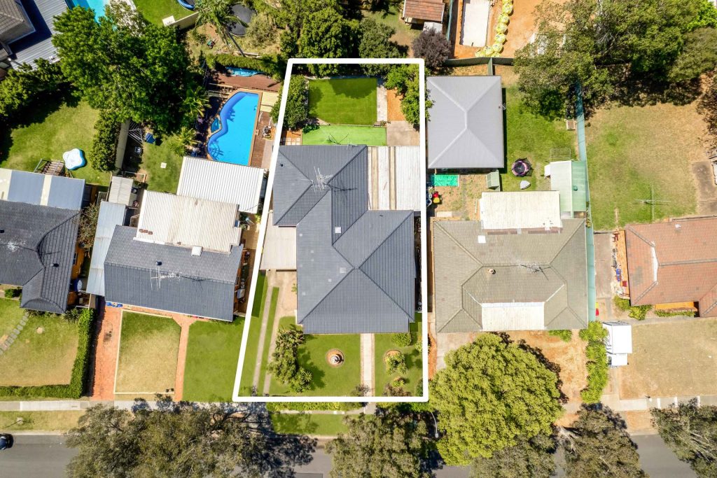100 Sutherland Avenue, Kings Langley NSW 2147 - photo 11