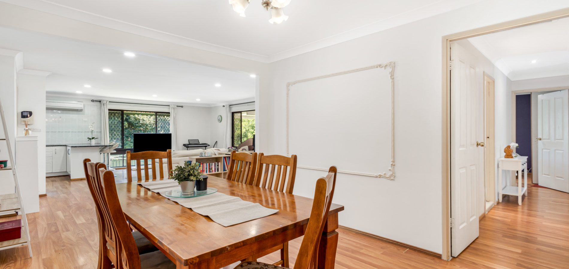 100 Sutherland Avenue, Kings Langley NSW 2147 - photo 4