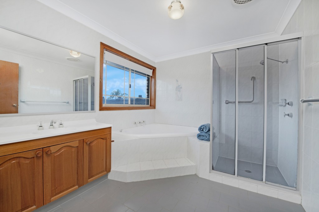11 Minago Place, Castle Hill NSW 2154 - photo 4