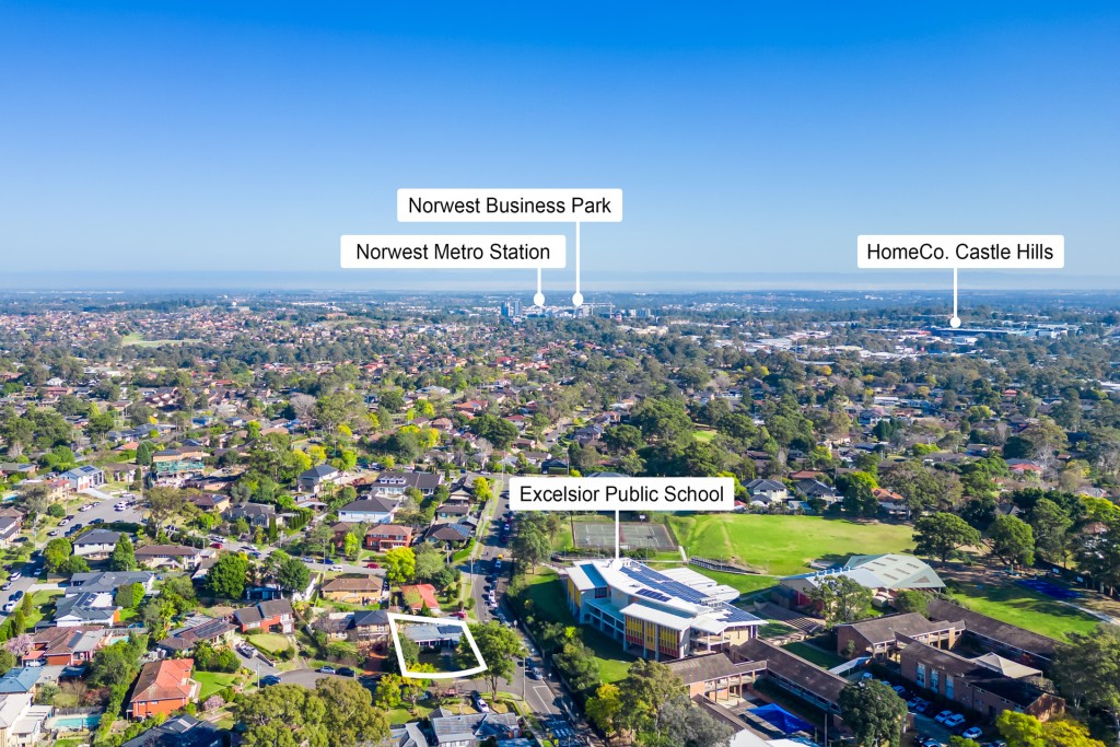1 Nyalla Place, Castle Hill NSW 2154 - photo 15