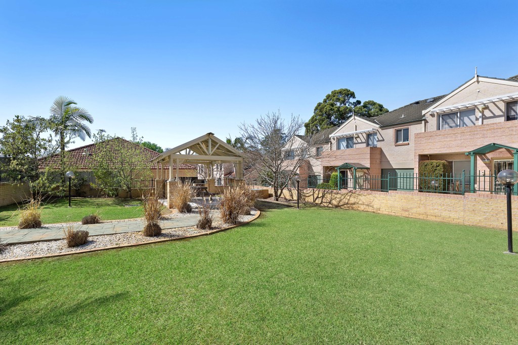 8/22 Pearce Street, Baulkham Hills NSW 2153 - photo 5