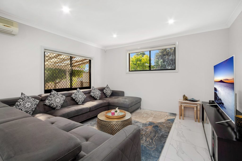 4/2 Mifsud Street, Girraween NSW 2145 - photo 3