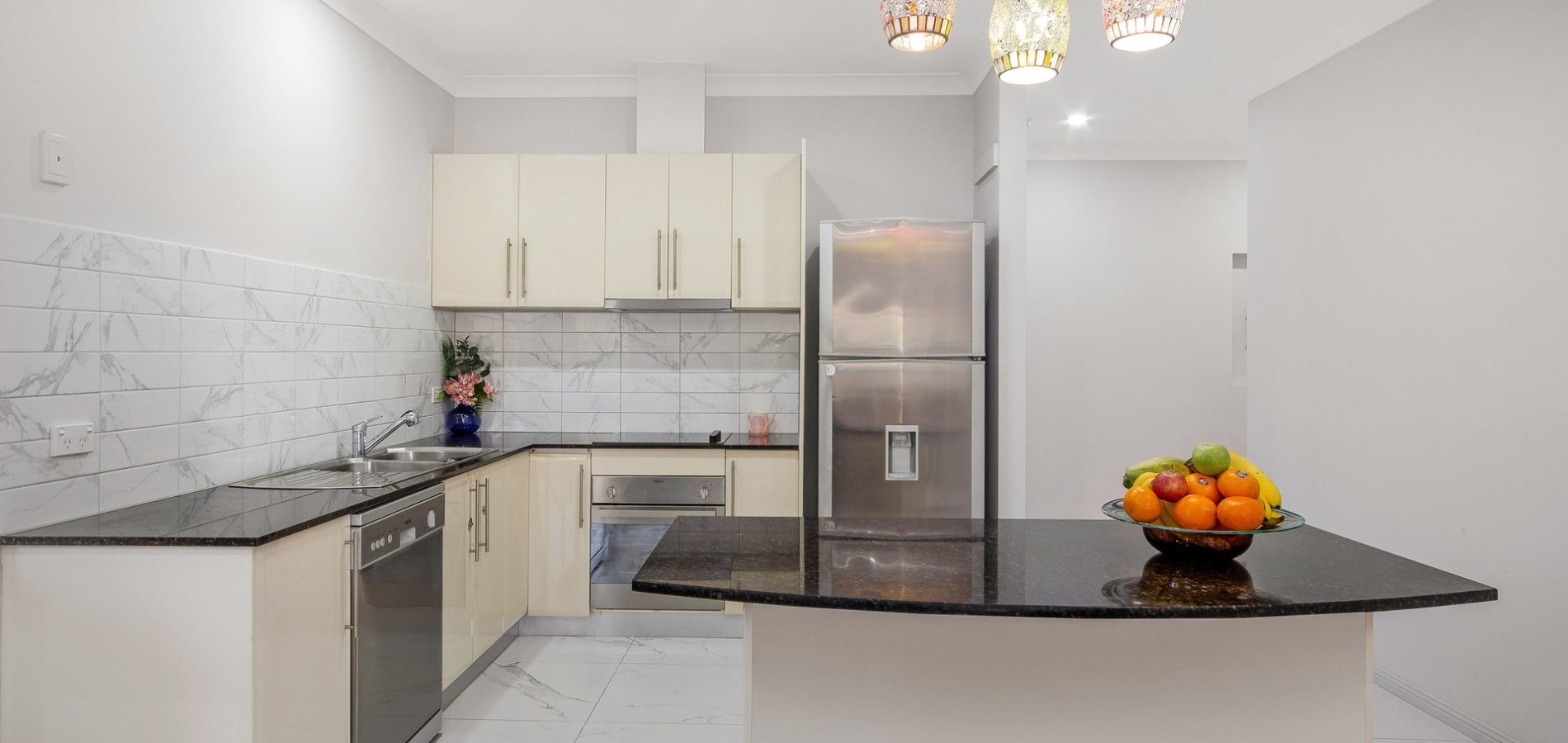 4/2 Mifsud Street, Girraween NSW 2145 - photo 4