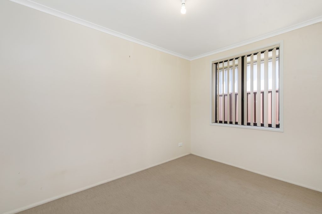 7 Carroll Crescent, Plumpton NSW 2761 - photo 5