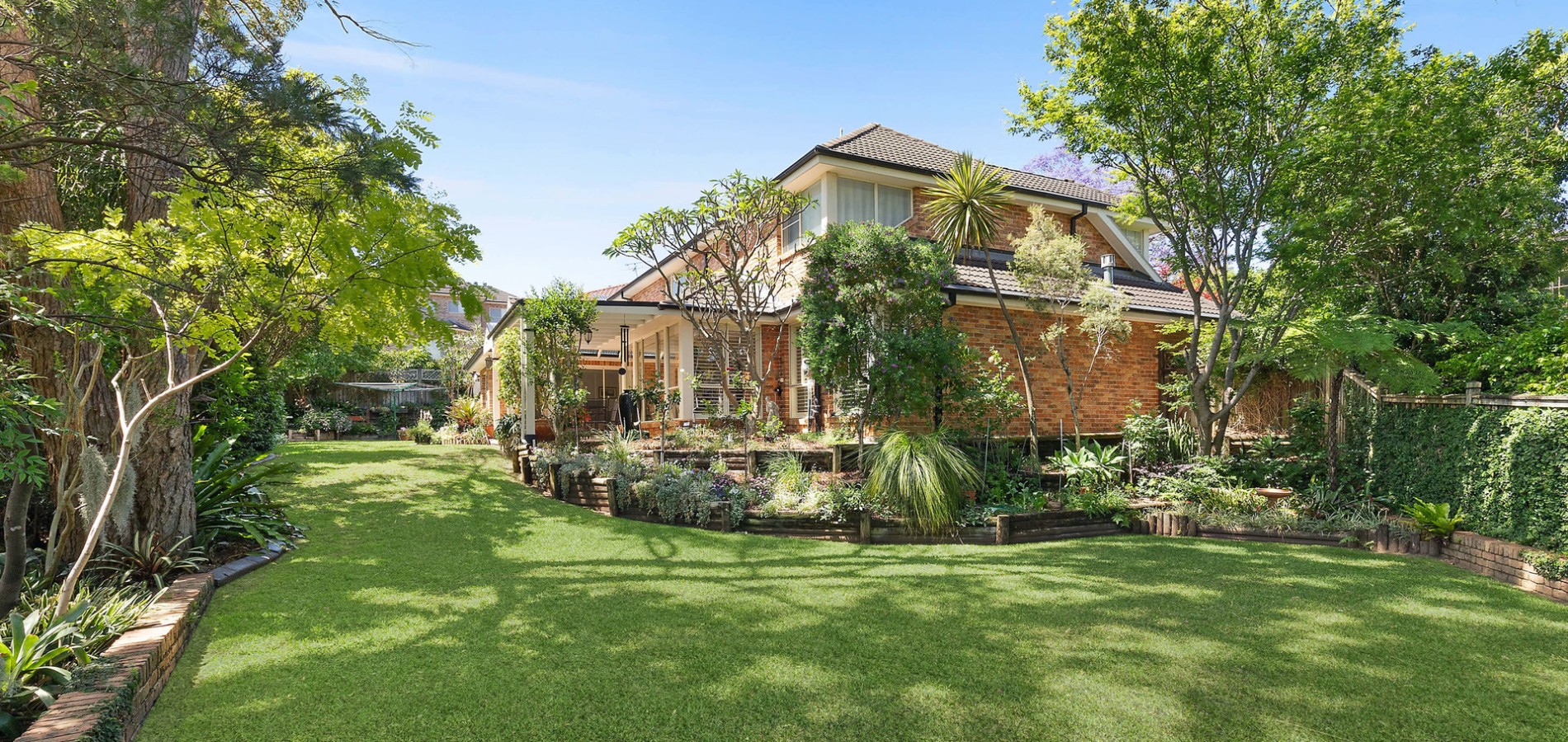 22 Invergowrie Close, West Pennant Hills NSW 2125 - photo 5