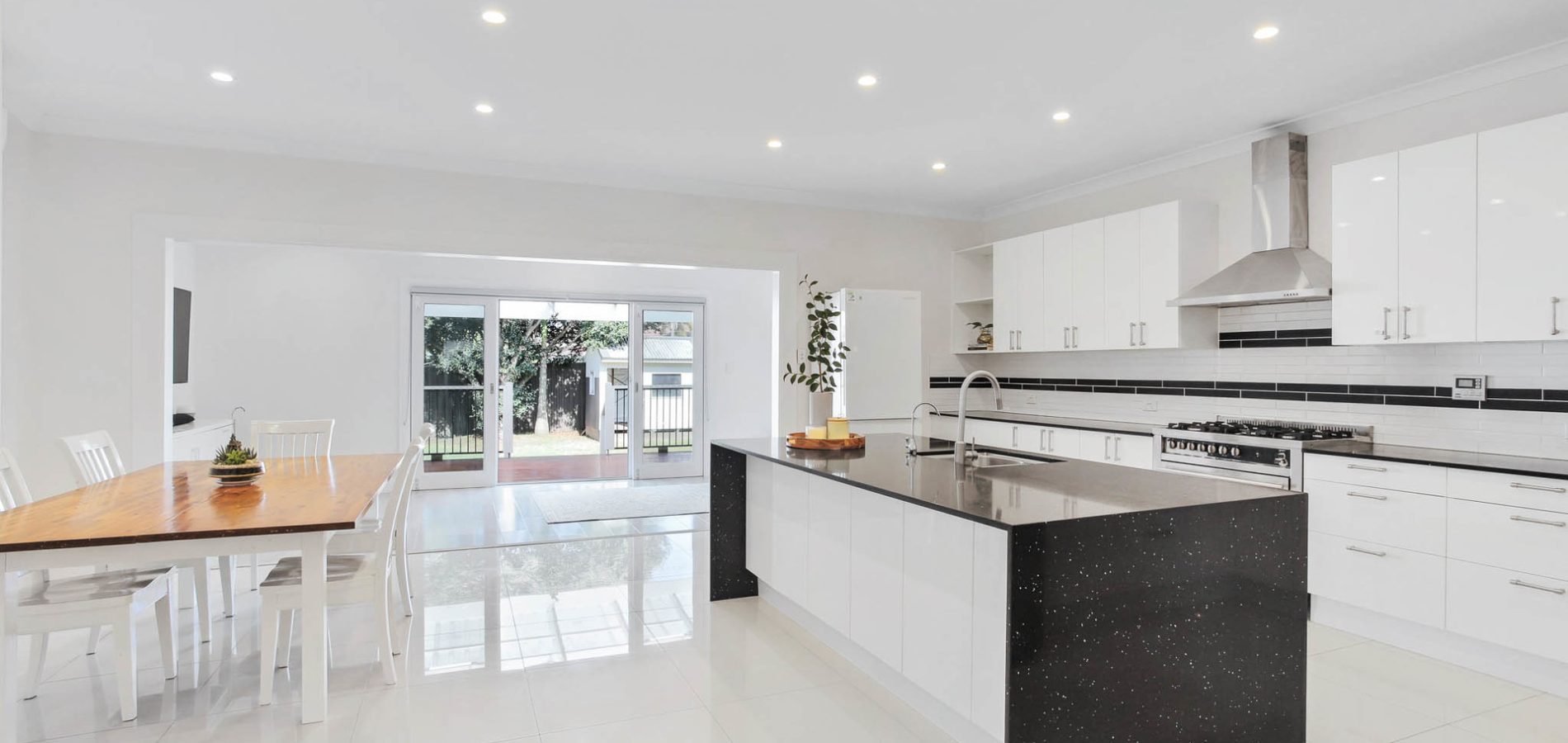 Sold - 7 Highland Avenue - New Property in Toongabbie - Real Estate by Brad Panayiotou