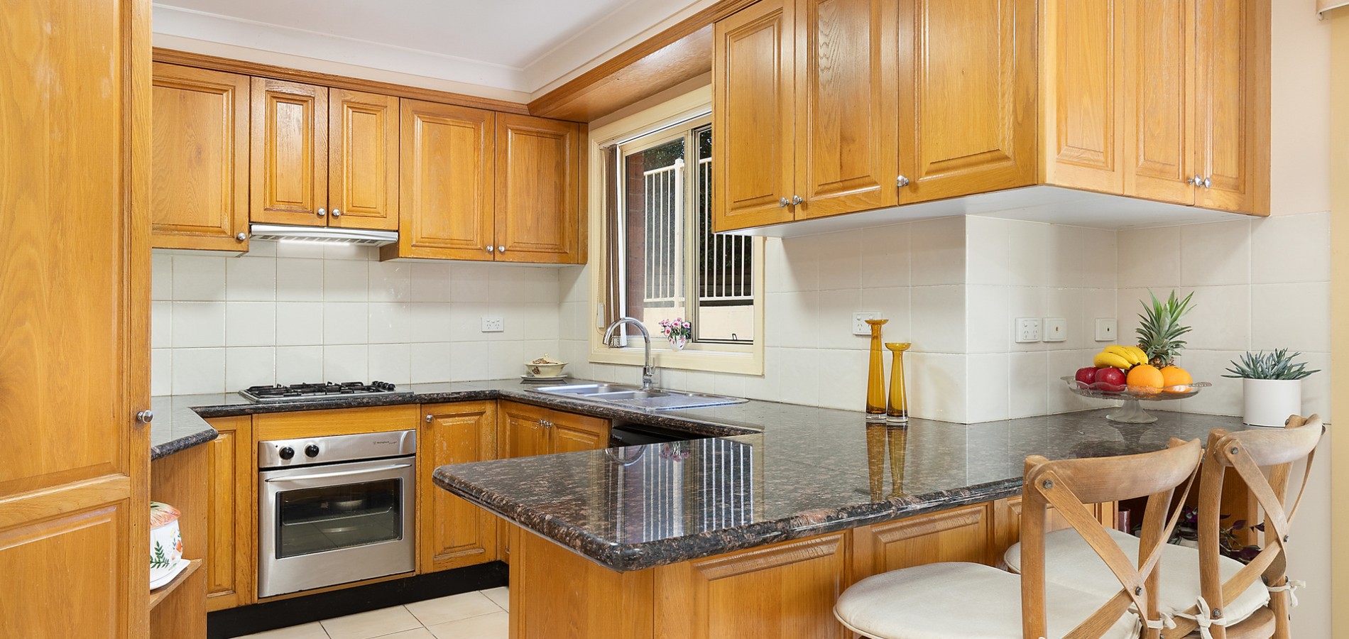2/21 Dan Crescent, Castle Hill NSW 2154 - photo 2