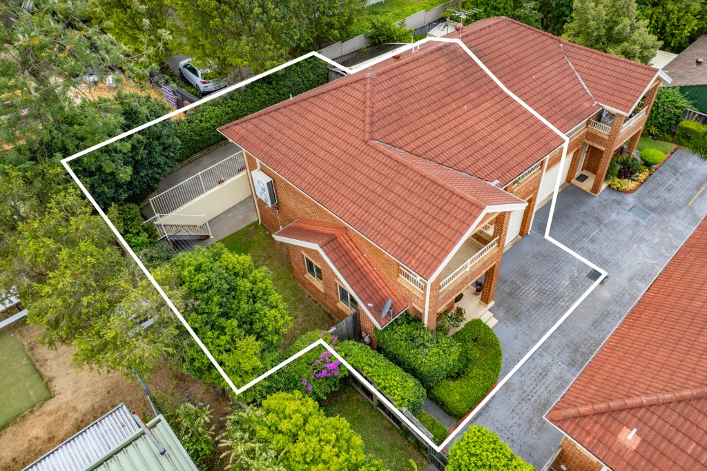 2/21 Dan Crescent, Castle Hill NSW 2154 - photo 12