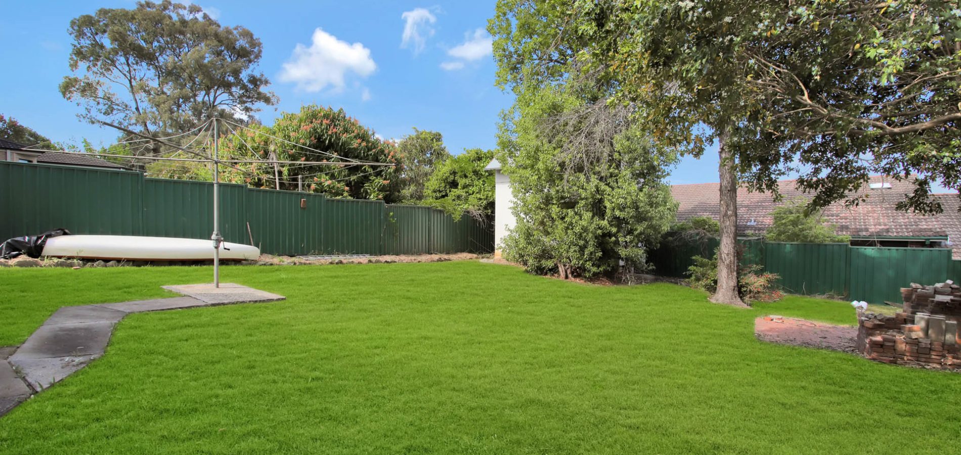1 Bringelly Avenue, Pendle Hill NSW 2145 - photo 11