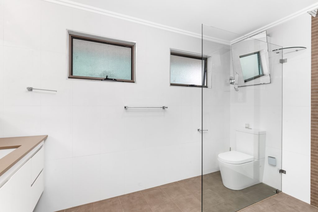5a Beresford Road, Greystanes NSW 2145 - photo 10