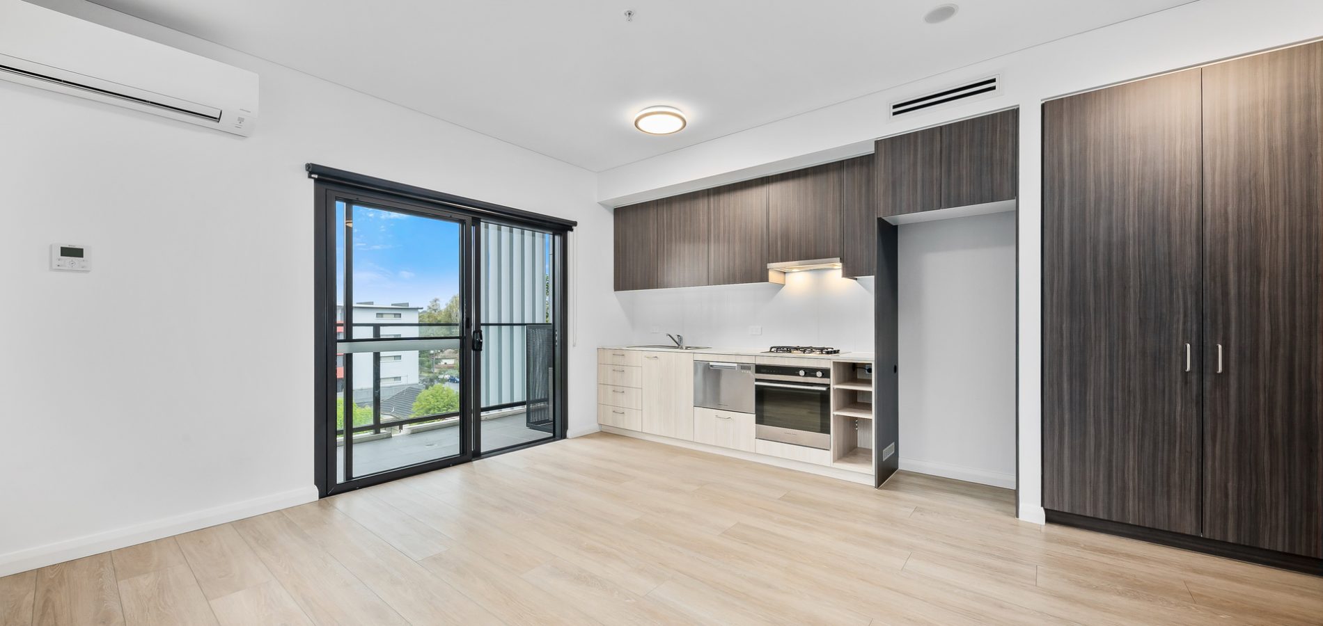 421/21C Durham Street, Mount Druitt NSW 2770 - photo 2