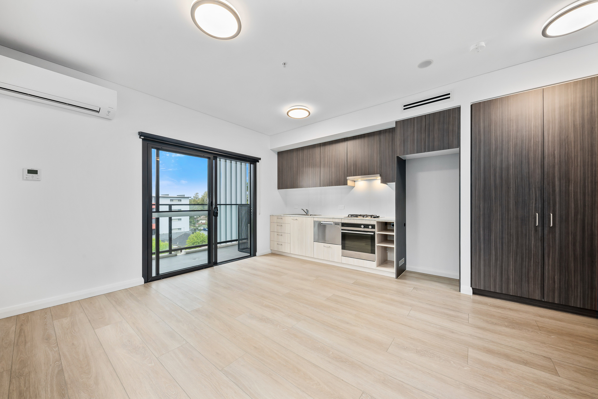 421/21C Durham Street, Mount Druitt NSW 2770 - photo 2