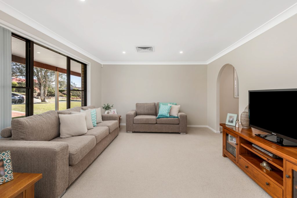 27 Madeira Avenue, Kings Langley NSW 2147 - photo 5