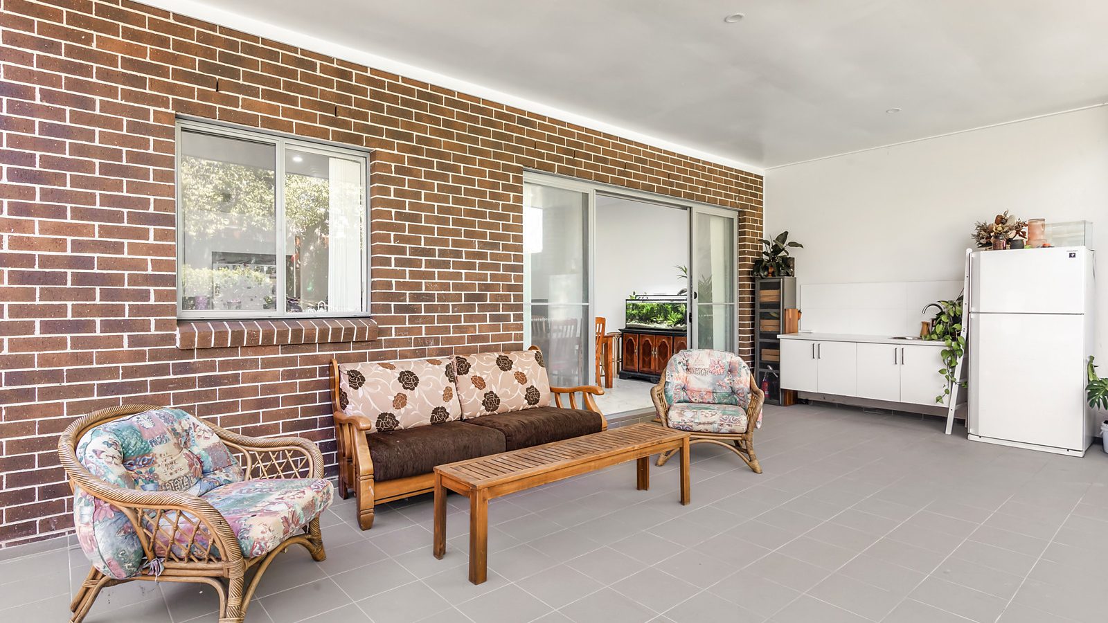 2A Burrabogee Road, Old Toongabbie NSW 2146 - photo 4