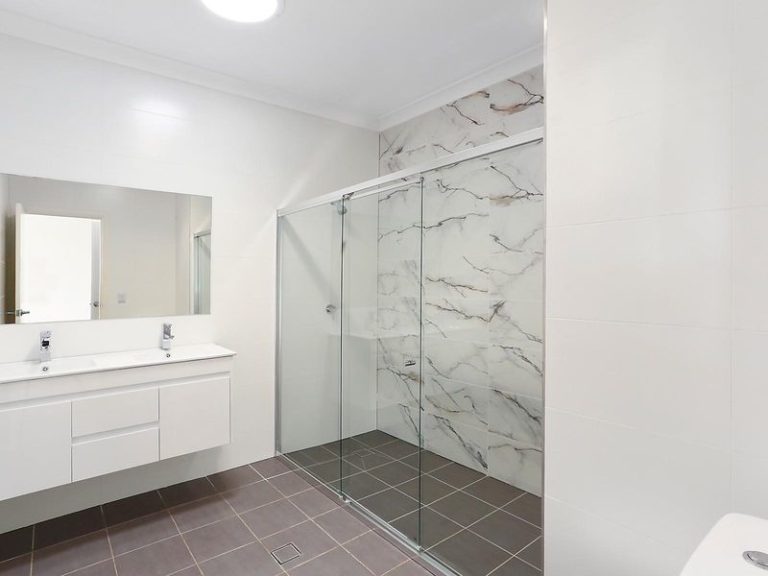 2A Burrabogee Road, Old Toongabbie NSW 2146 - photo 7