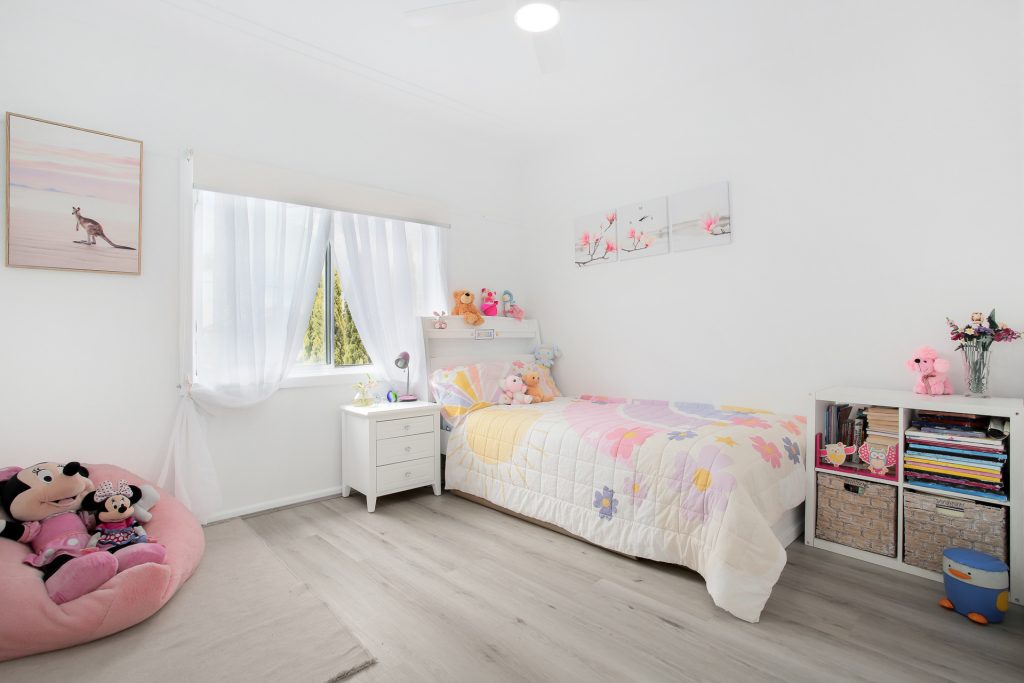 27 Rowley Street, Pendle Hill NSW 2145 - photo 9