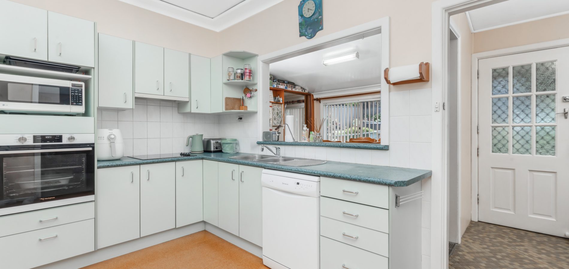 37 Hunter Street, Blacktown NSW 2148 - photo 4