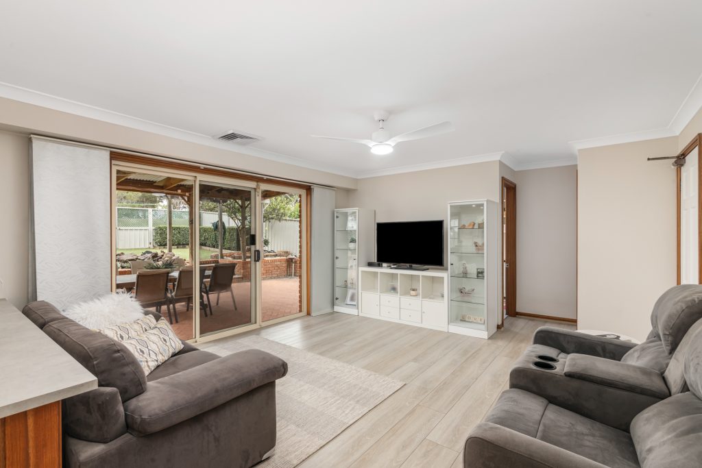 44 Prescott Circuit, Quakers Hill NSW 2763 - photo 4